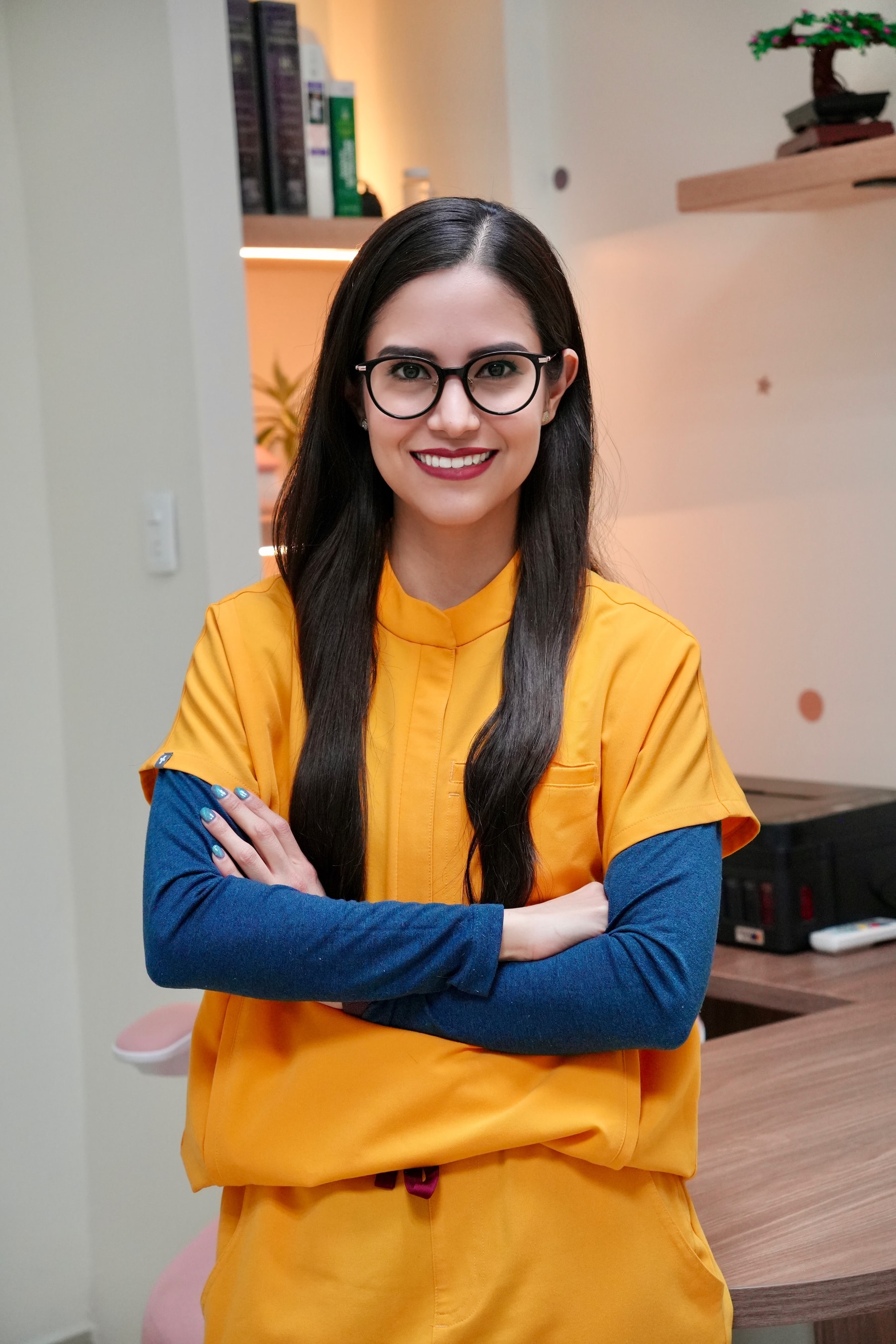 Dra. Narda Alamillo en consultorio